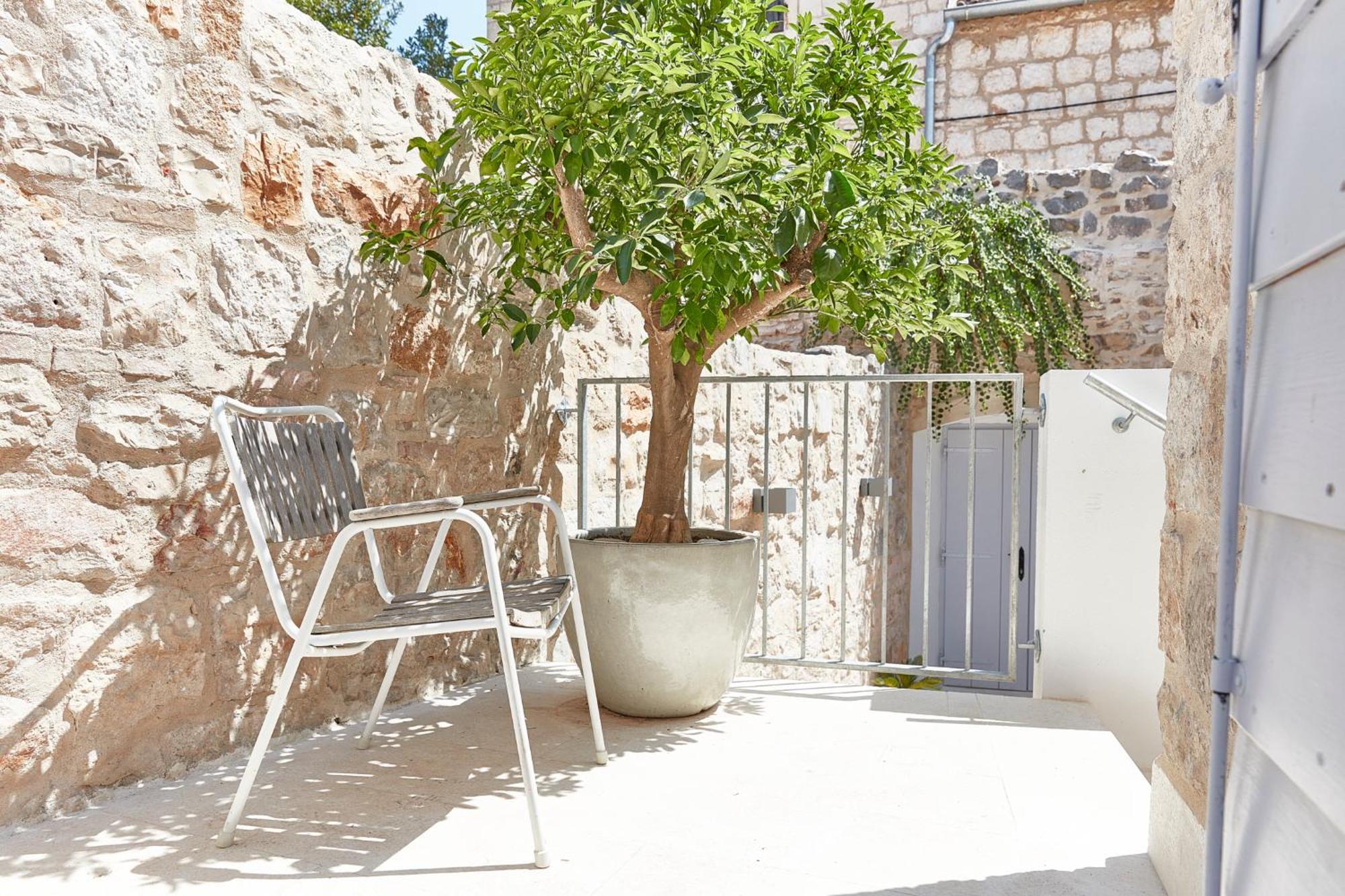 Villa Orange Tree House Vis Exterior foto